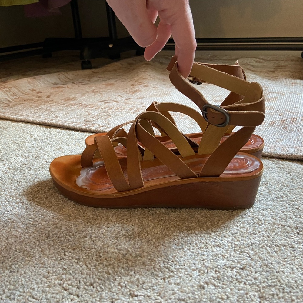 Women's Tan Wedge Sandals